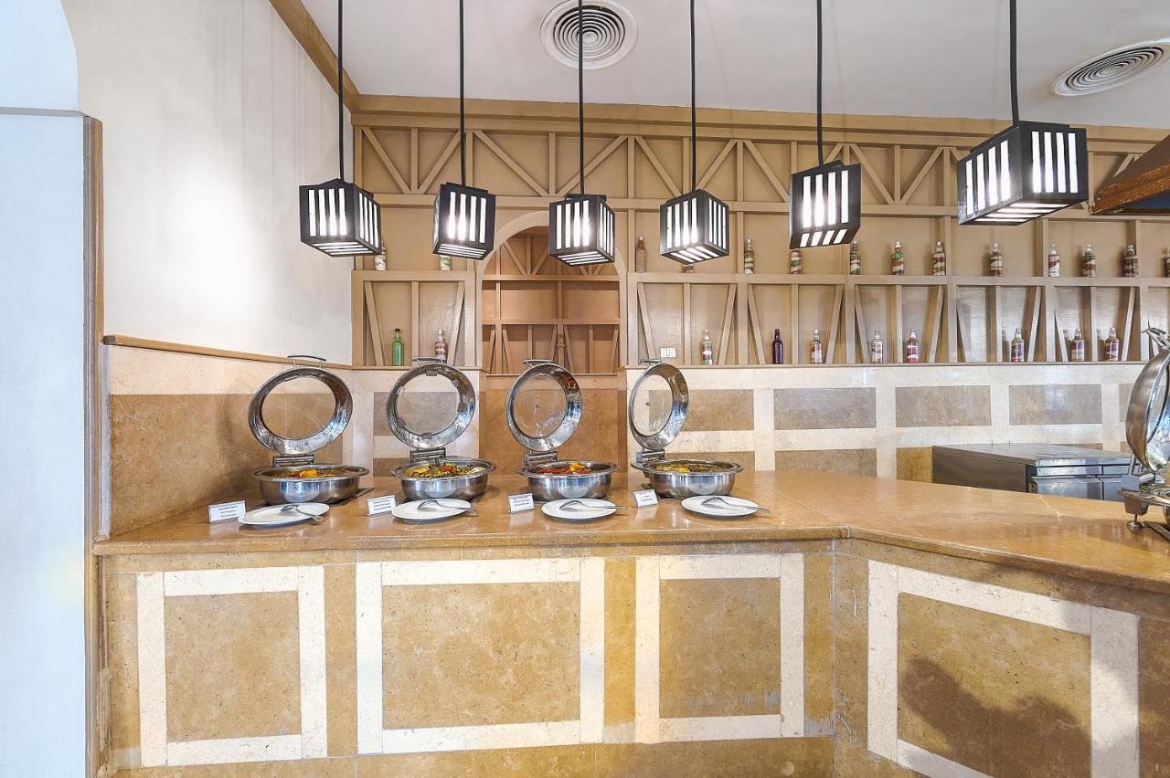 Grand Makadi - Couples And Families Only Hotel Hurghada Eksteriør billede
